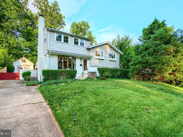 9713 Holmhurst Rd, Bethesda, MD 20817