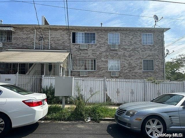 1st image of 3106 Mickle Avenue