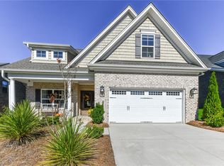 176 Quail Run Dr, Clemmons, NC 27012