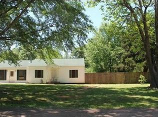 159 W 10th St, Pontotoc, MS 38863