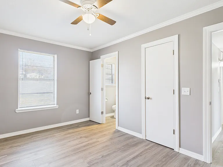 903 Waverly Rd — Photo 23