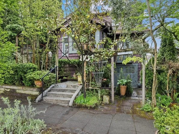 801 NE 75th Street, Seattle, WA 98115