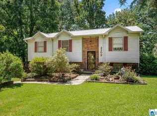 3209 Virginia Dr, Bessemer, AL 35023