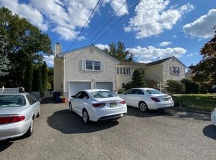 10 Knoll Rd, Fairfield, NJ 07004