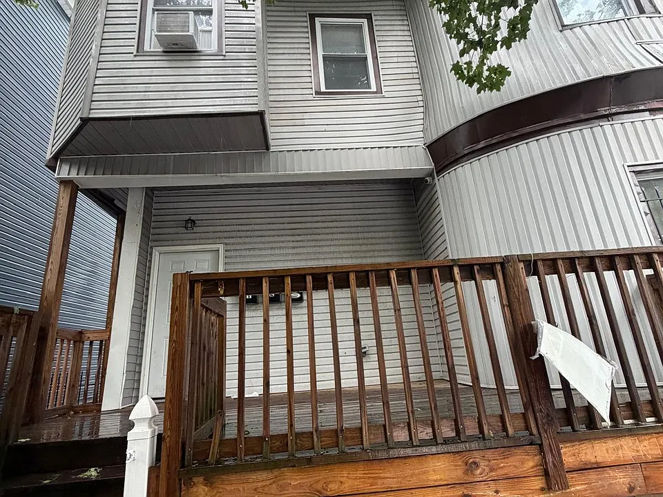 35 N 6th St #3