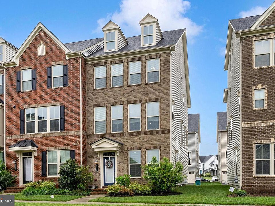 1st image of 4730 Black Eyed Susan Mews