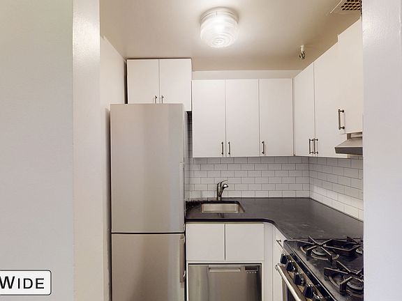 4th image of 324 E 83rd St APT 17