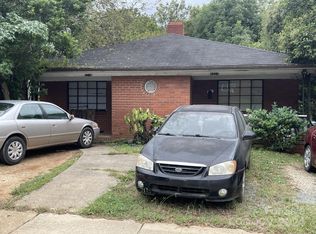 2219 Rozzelles Ferry Rd, Charlotte, NC 28208