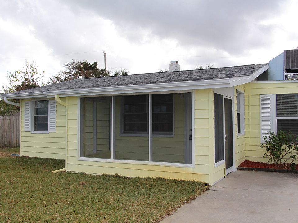 1st image of 36 Palmetto Dr