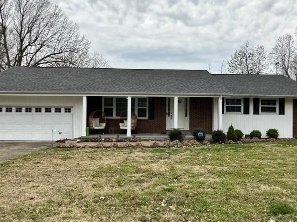 221 Fairlane Dr, Mayfield, KY 42066