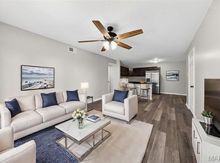 5766 Westphalia Ln APT B, Saint Louis, MO 63129