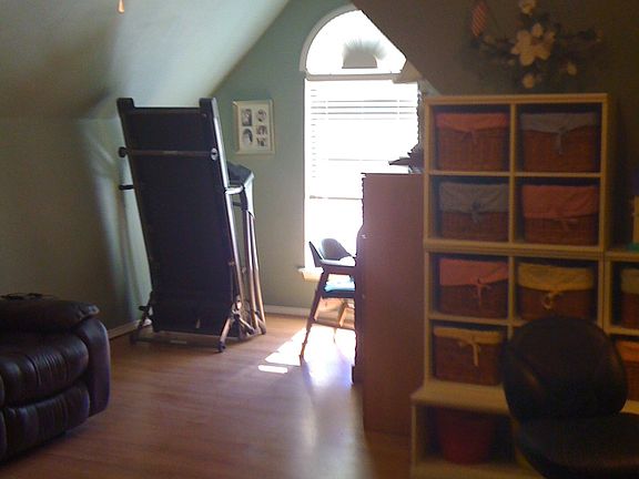 Large upstairs master (2 masters)