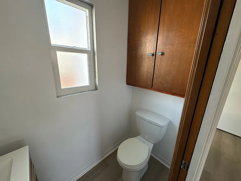 3022 Farmdale Ave — Photo 28