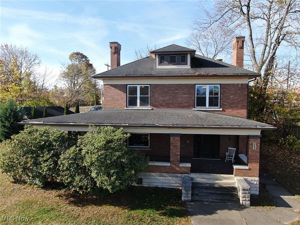 1st image of 243 Lawson Ave