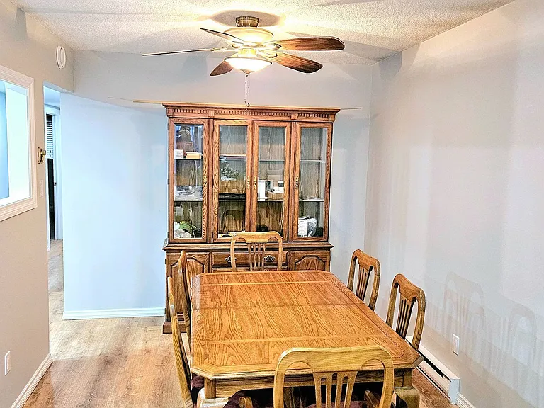 7 Bristow Ct — Photo 1