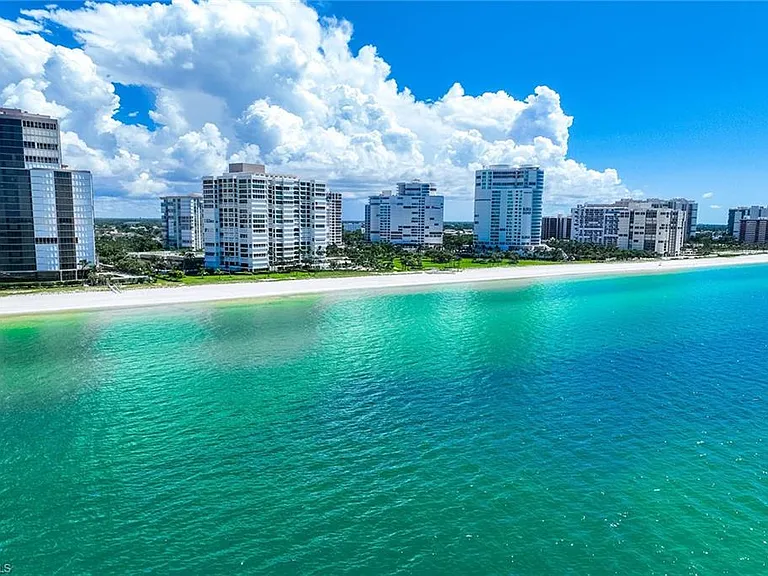 4401 Gulf Shore Blvd N #C-804 — Photo 2