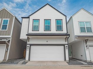 8462 Berry Green Ln, Houston, TX 77022