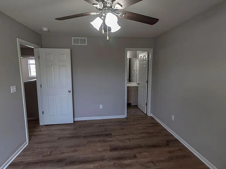 4016 Snowy Owl Dr — Photo 19