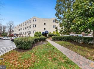 7034 Strathmore St APT 308, Chevy Chase, MD 20815