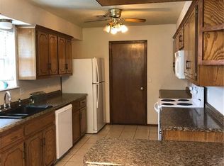 211 SW 6th St, Blanchard, OK 73010