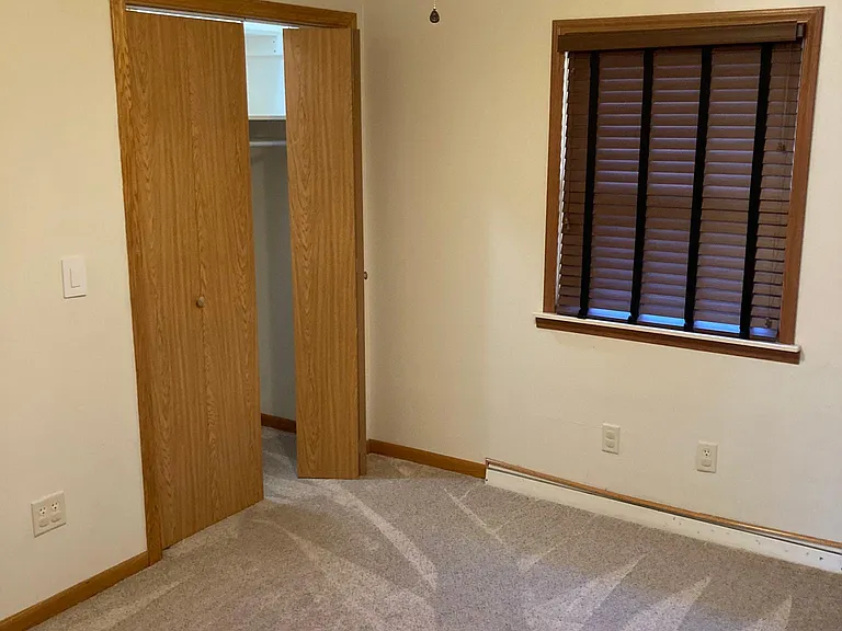 115 E Pine Ave — Photo 7
