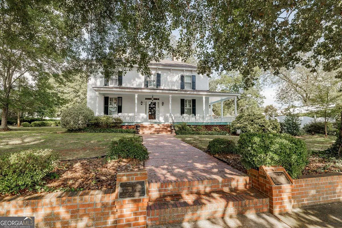 174 Cherry St photo 1