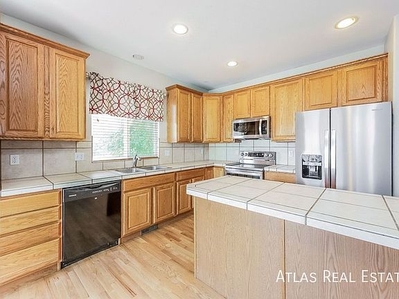 4th image of 7045 Wood Lily Dr