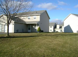 27 Marsdale Ct, Selkirk, NY 12158