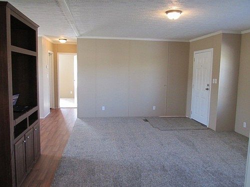 5th image of 120 Shadow Ln