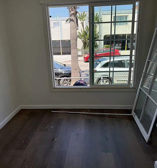 44 Rose Ave — Photo 5