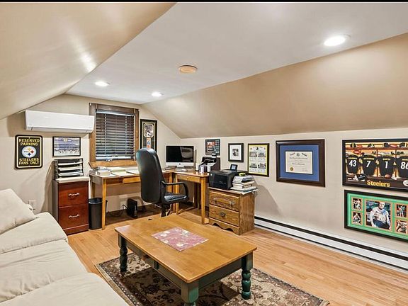 3rd image of 1525 8th Ave