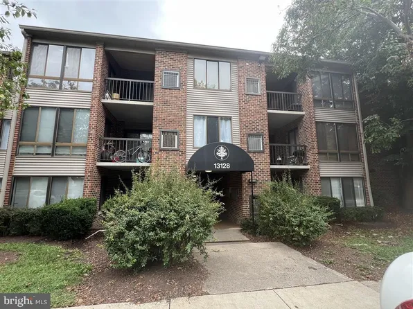 13128 Wonderland Way APT 101, Germantown, MD 20874