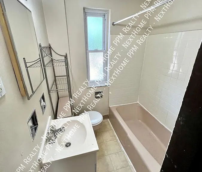 1851 Capital Ave #2 — Photo 31