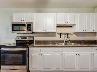 705 Oaklawn St #A & B, Fort Walton Beach, FL 32547