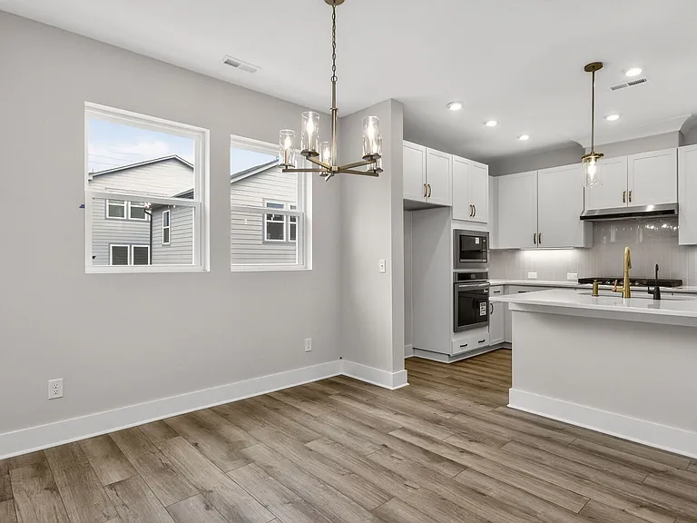7 Tallgrass Rd — Photo 8