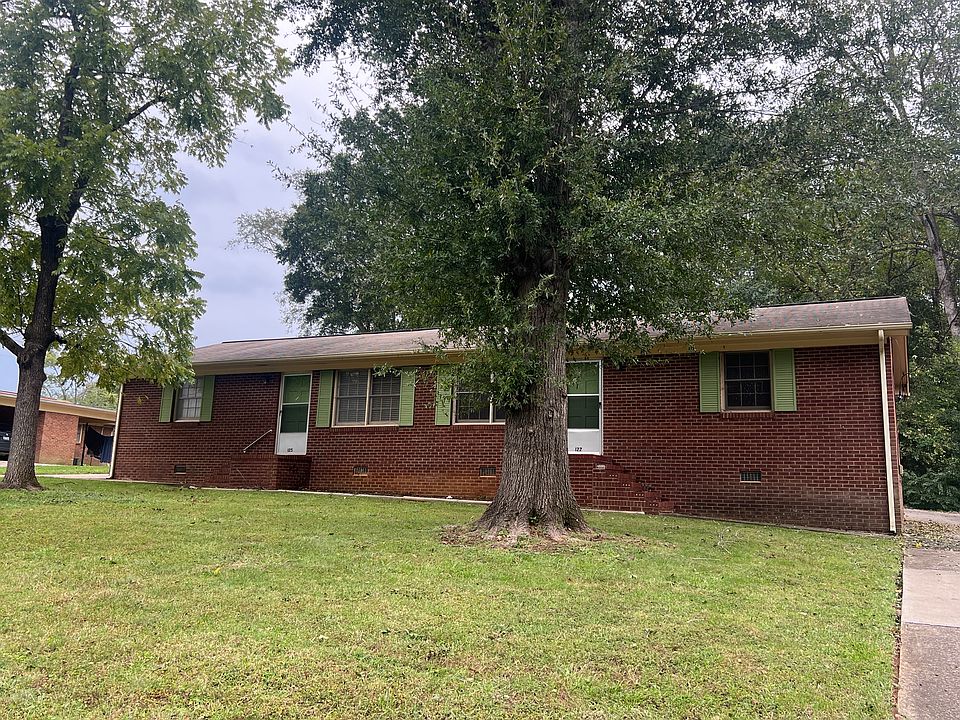 2nd image of 127 40th Avenue Pl NW