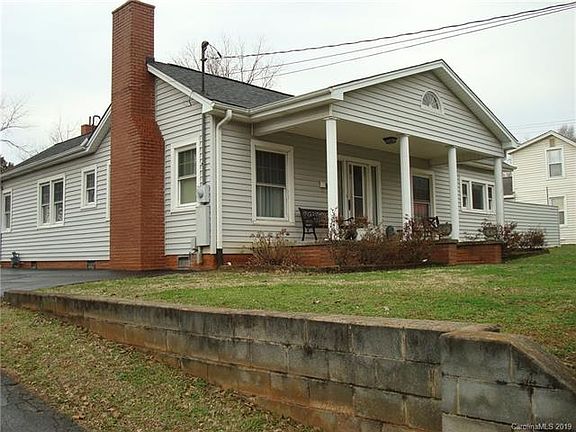 2nd image of 213 W Virginia Ave