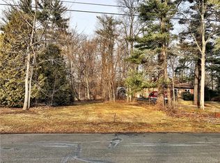 194 Giddings Ave, Windsor, CT 06095