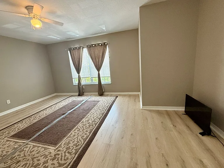 102 N Lady Mary Dr — Photo 27