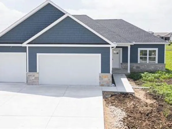 14200 Prairie Commons Ln, South Beloit, IL 61080