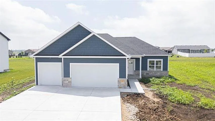 14200 Prairie Commons Ln photo 1