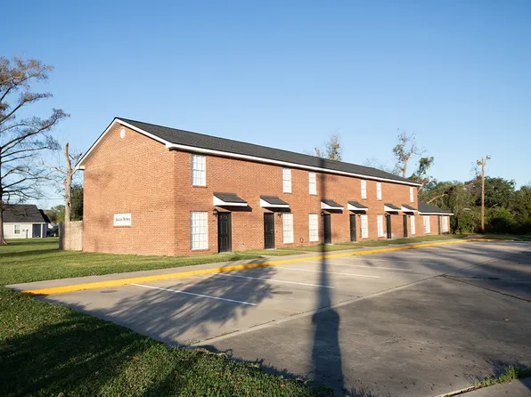 Jason Arms Townhome, 2601 1st Ave APT 102, Lake Charles, LA 70601