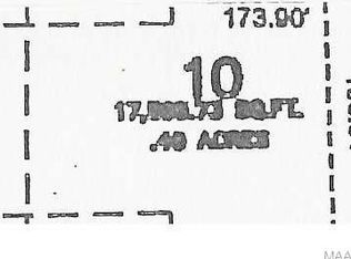 10 Spruce Knoll Ln, Elmore, AL 36025