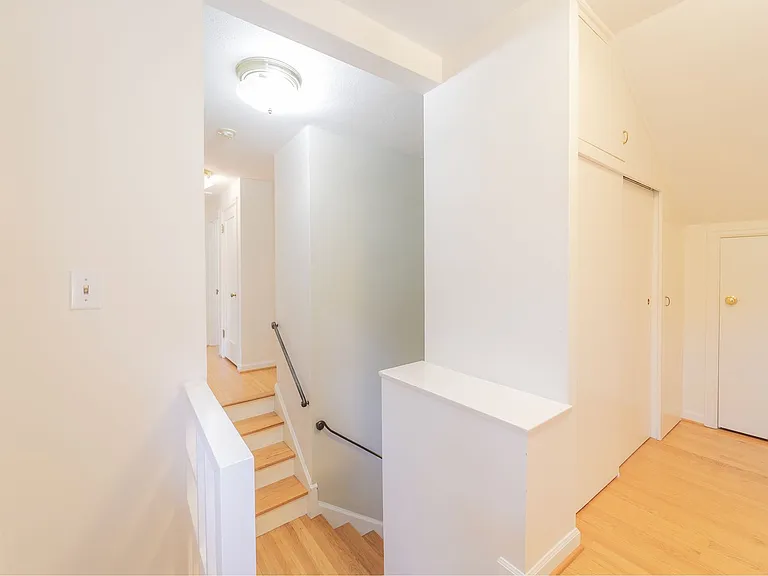 2840 SW Fern St — Photo 43