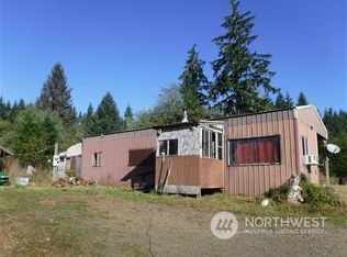 10272 State Route 101, Raymond, WA 98577