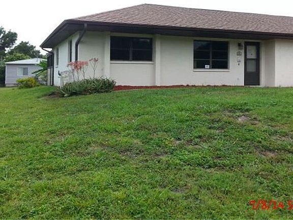 2nd image of 5911 Grey Ln