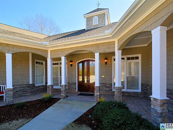 3rd image of 365 Skyridge Dr