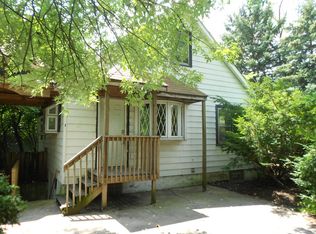 9000 O'Neill Dr, Burr Ridge, IL 60527