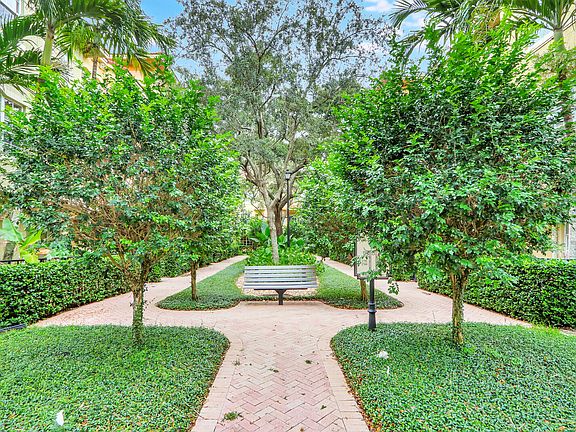 COURTYARD VIEW FROM FRONT ENTRY
