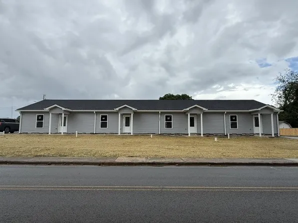 703 S Franklin St, Tullahoma, TN 37388